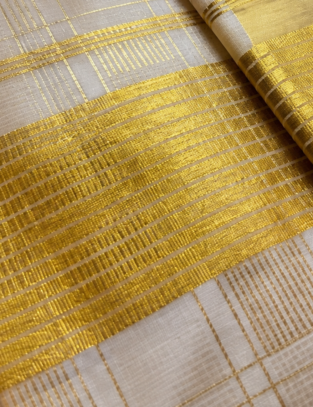Traditional Kerala Kasavu Saree